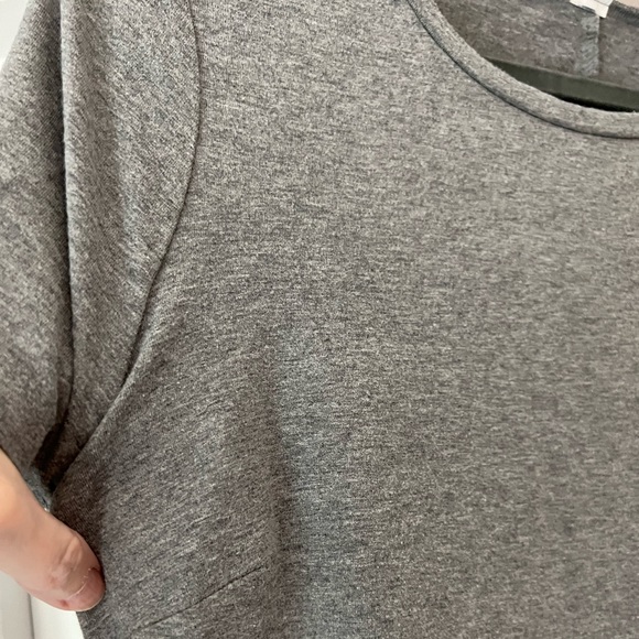 Old Navy medium weight fitted T-shirt dress, M Tall - Picture 3 of 7